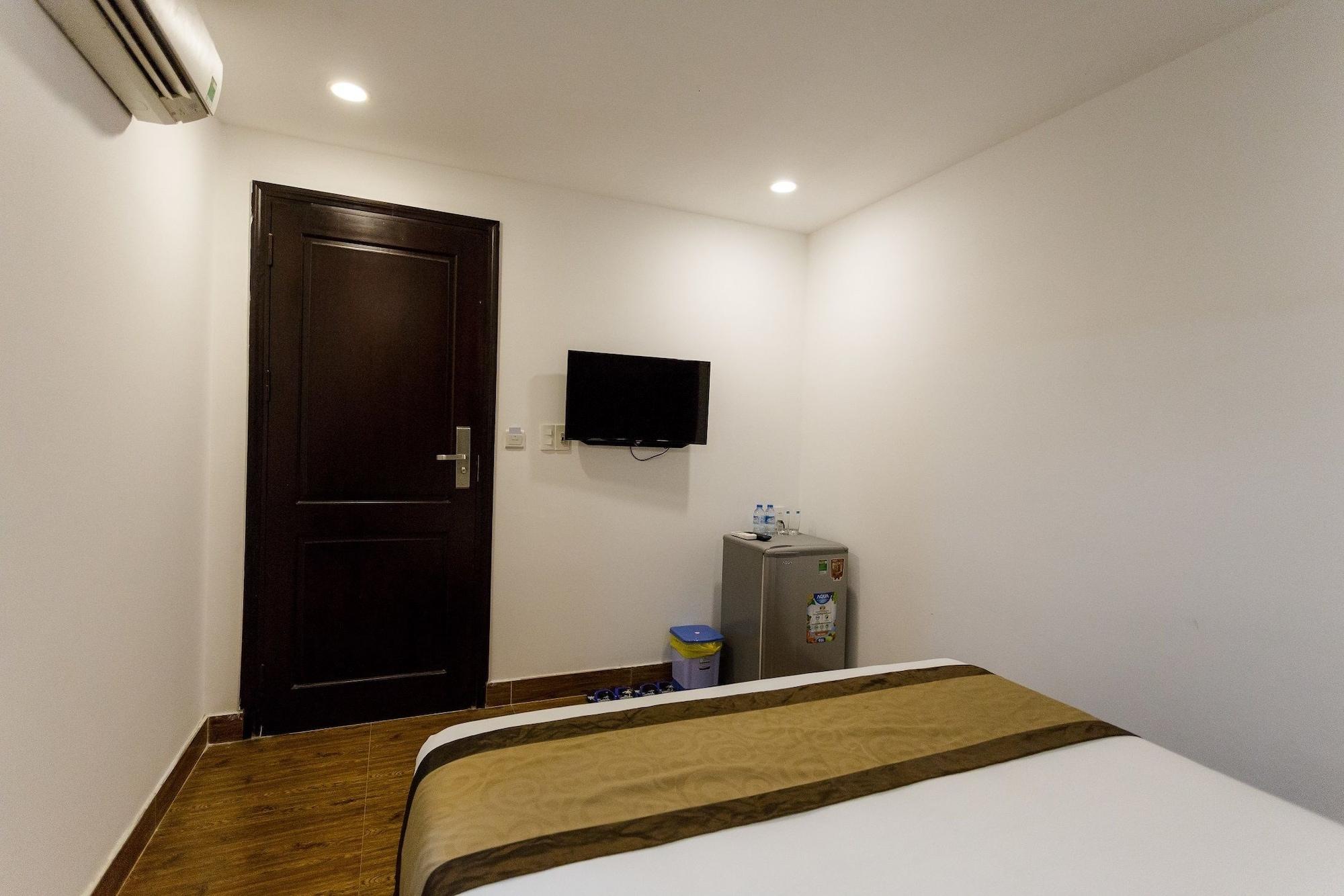 Manchester Hotel Da Nang Bagian luar foto