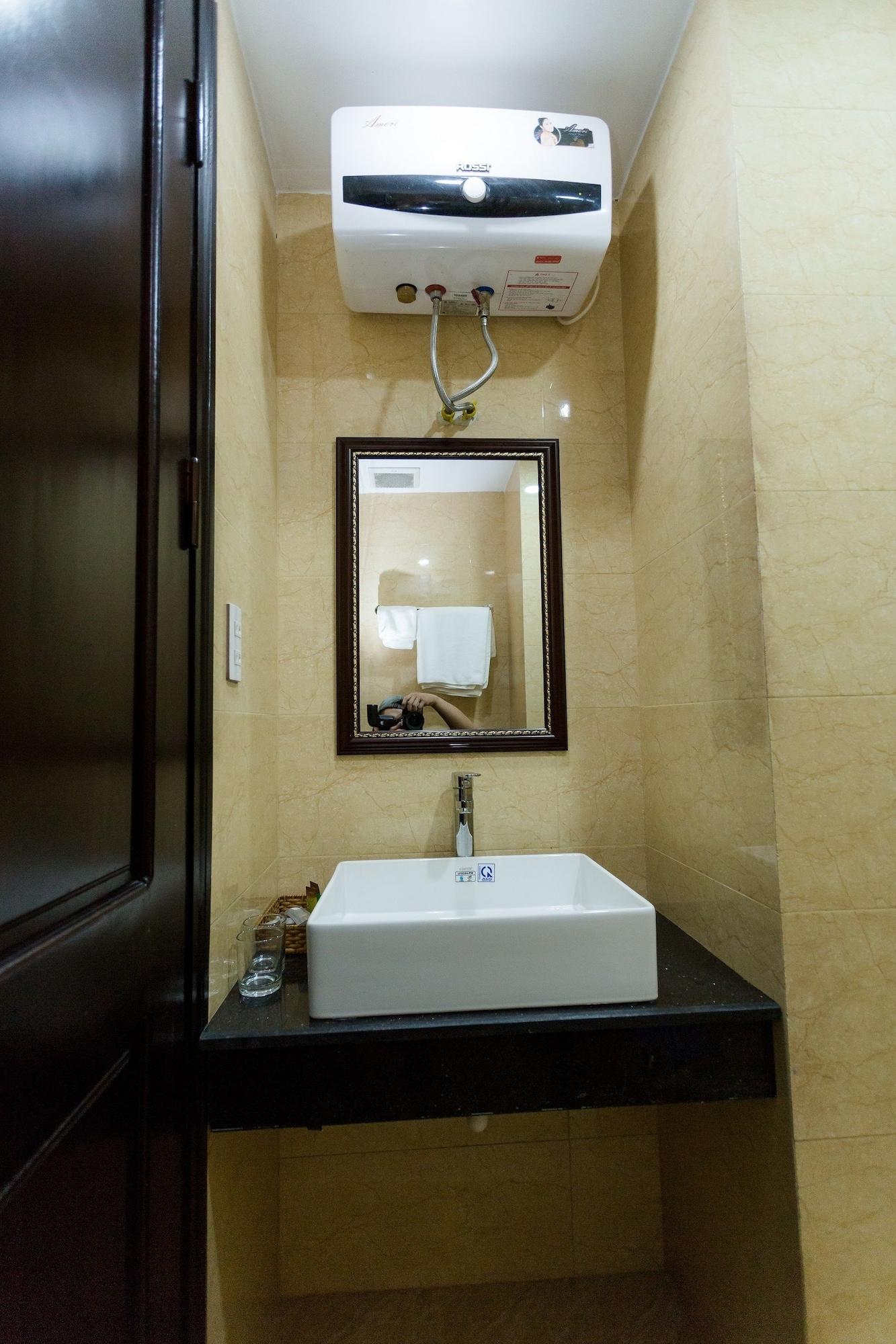 Manchester Hotel Da Nang Bagian luar foto