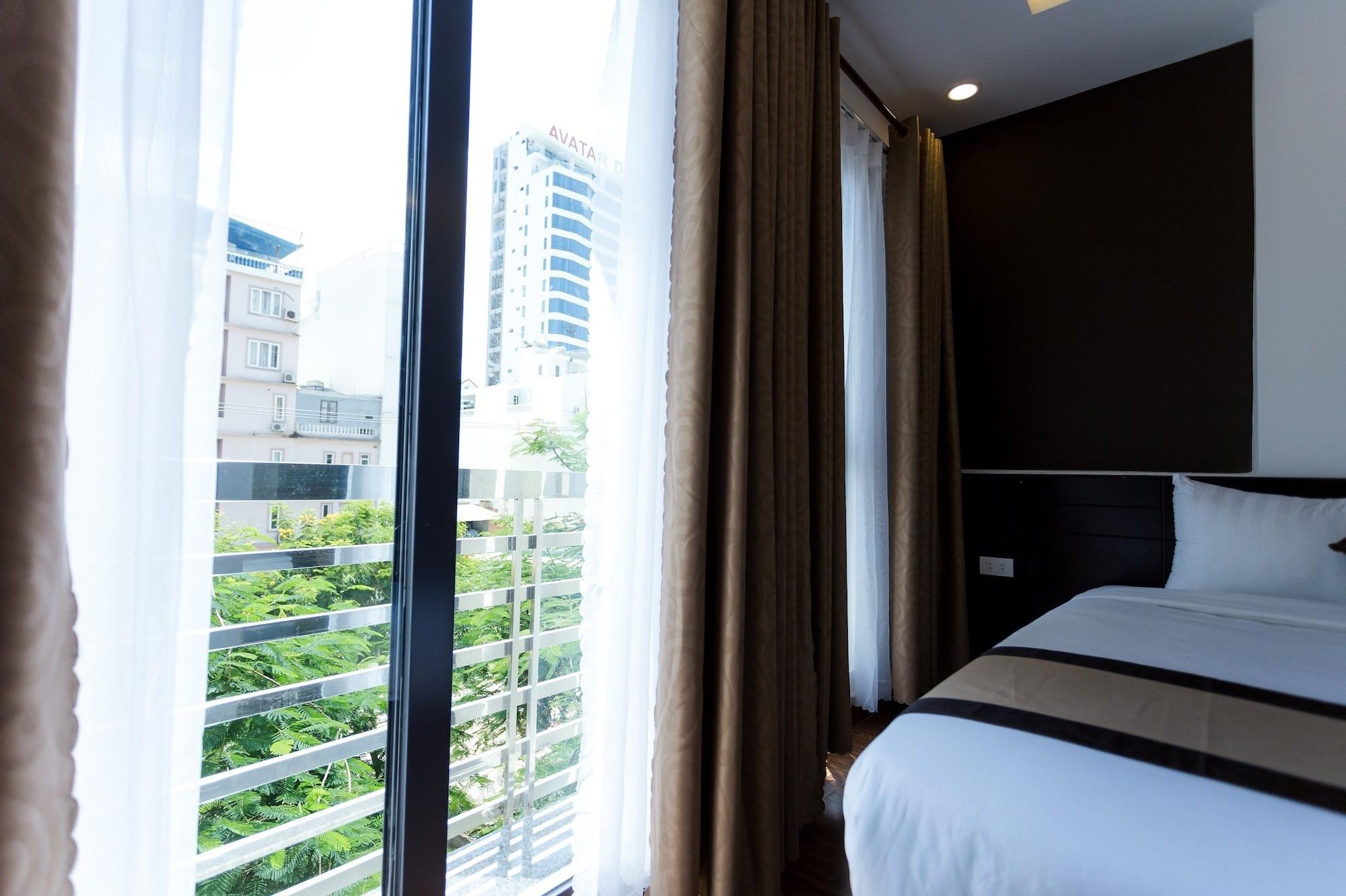 Manchester Hotel Da Nang Bagian luar foto