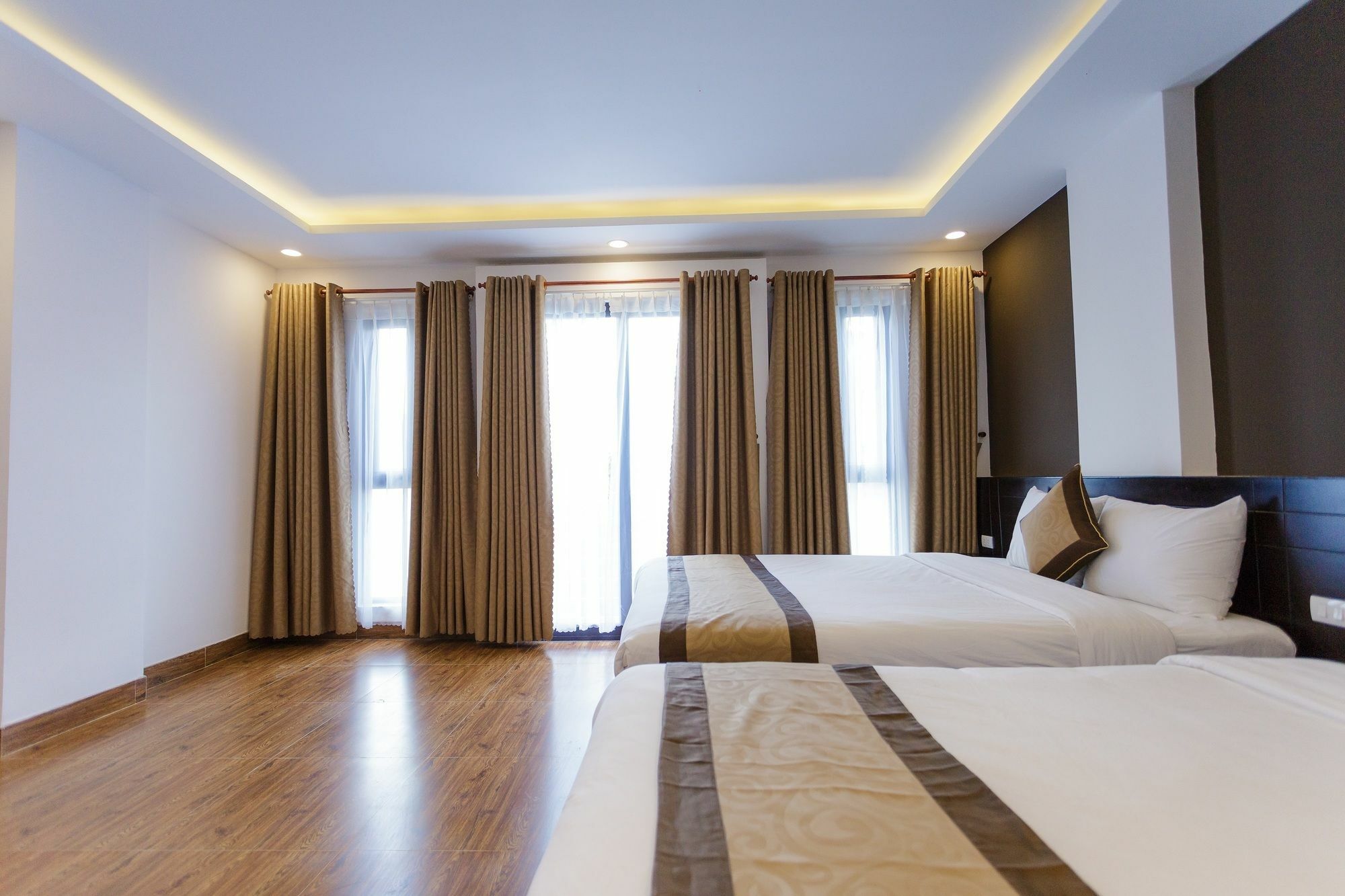 Manchester Hotel Da Nang Bagian luar foto